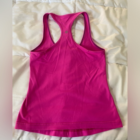 Lululemon Runners Tank - Picture 3 of 3